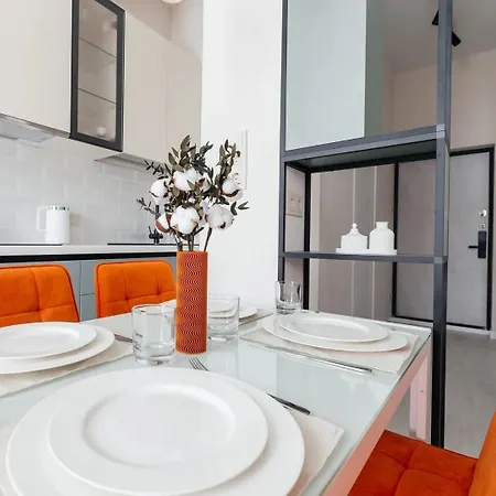 Yves Private App's Wi-fi 2 Apartment *
